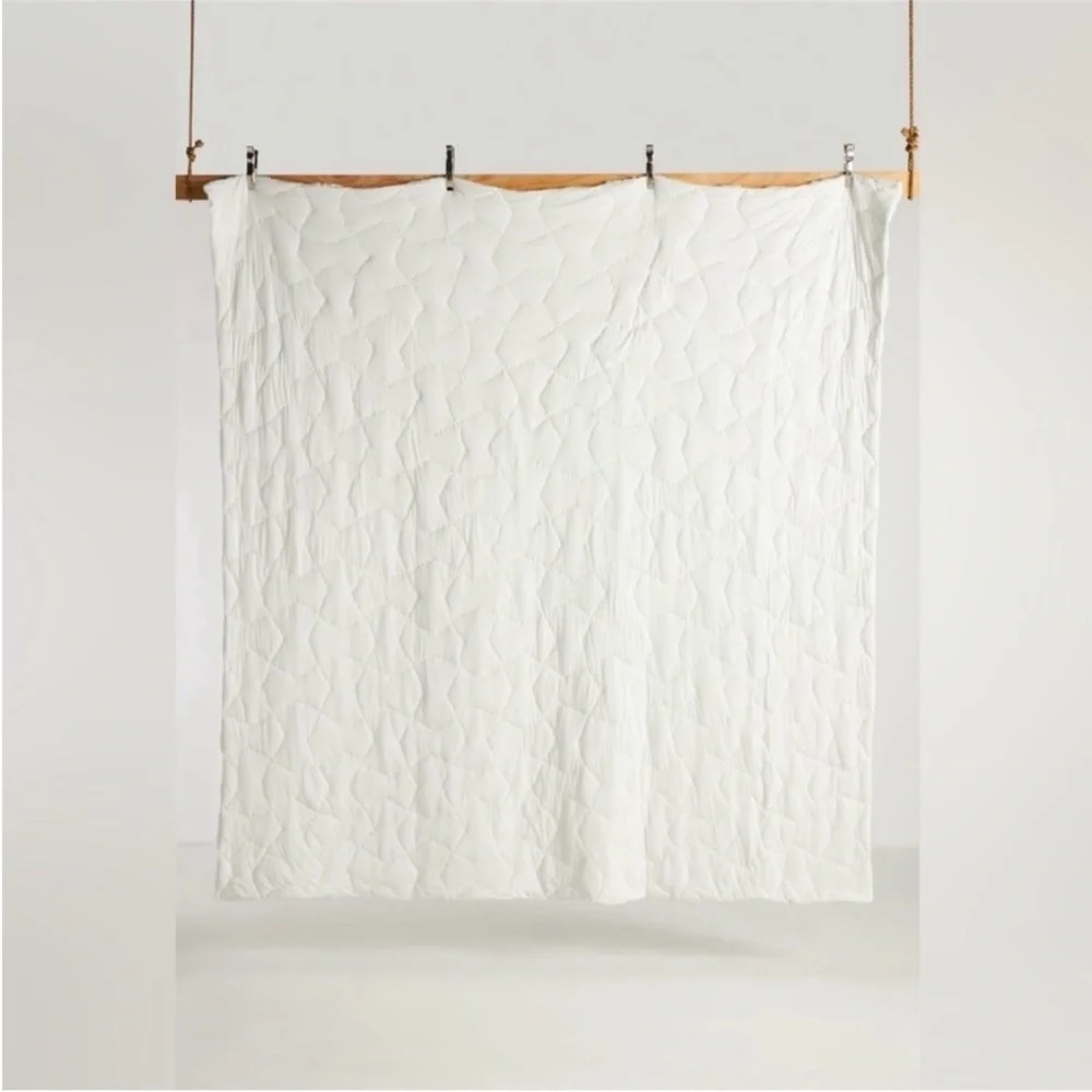Anthropologie Constance Cotton Jersey Cloud Quilt Size King NWT